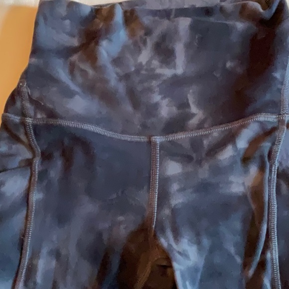 Lululemon double align size 0 - Picture 2 of 3